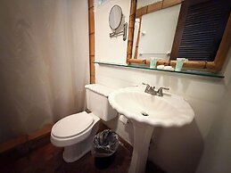 Acacia Boutique Hotel