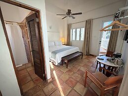 Acacia Boutique Hotel