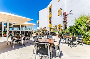 Apartamentos Blancala