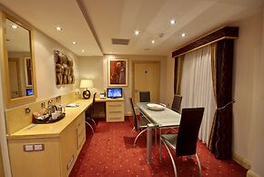 Best Western Premier Knowsley Suites Hotel & Spa