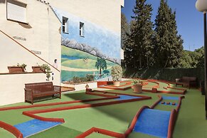 Crown Resorts Club Marbella