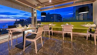 Semiramis City Hotel