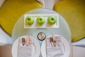 Napa Plaza Hotel - Adults Only