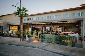 Napa Plaza Hotel - Adults Only