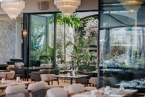 Napa Plaza Hotel - Adults Only