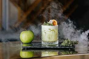 Napa Plaza Hotel - Adults Only