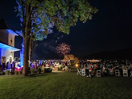 Fort William Henry Hotel and Conference Center
