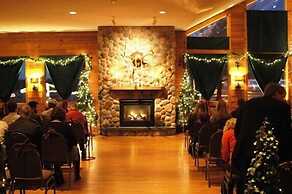 The Lodge at Crooked Lake