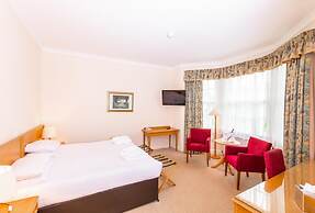 The Green Hotel Golf & Leisure Resort