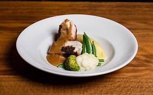 The Green Hotel Golf & Leisure Resort