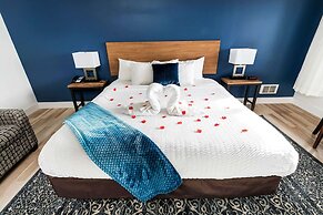 Clarion Inn Surfrider Resort