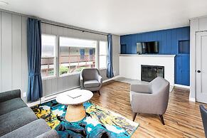 Clarion Inn Surfrider Resort