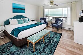 Clarion Inn Surfrider Resort
