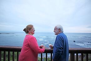 Clarion Inn Surfrider Resort