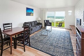 Clarion Inn Surfrider Resort