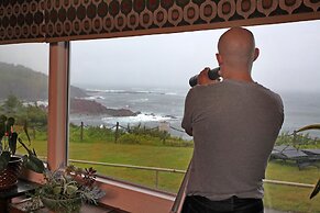 Clarion Inn Surfrider Resort