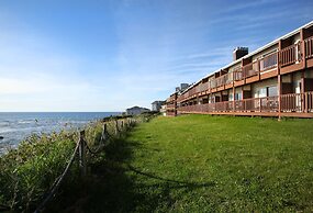 Clarion Inn Surfrider Resort