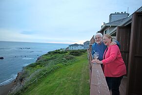 Clarion Inn Surfrider Resort