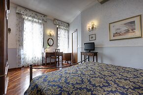 Hotel Residenza In Farnese