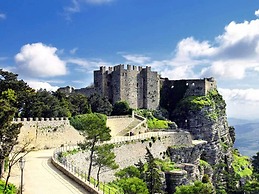 Baglio Oneto dei Principi di San Lorenzo - Luxury Wine Resort