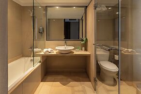 Louis Apostolata Resort and Spa