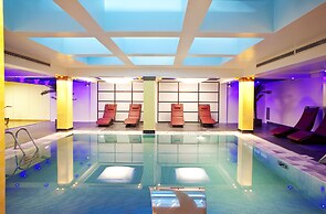 Louis Apostolata Resort and Spa