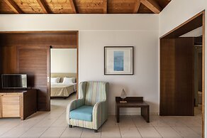 Louis Apostolata Resort and Spa