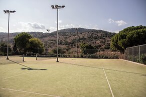 Louis Apostolata Resort and Spa