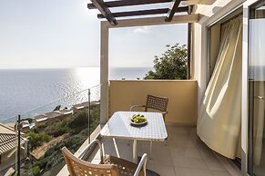 Louis Apostolata Resort and Spa