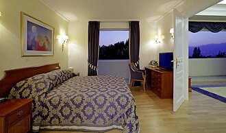 Theoxenia Palace Hotel