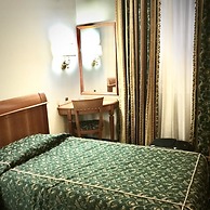 Champagne Palace Hotel