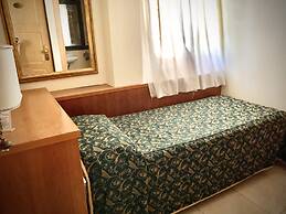 Champagne Palace Hotel