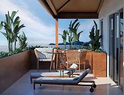 Coral Strand Smart Choice Hotel