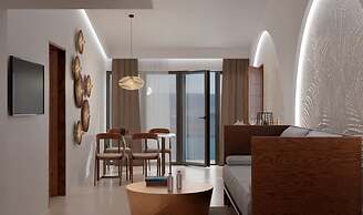 Coral Strand Smart Choice Hotel