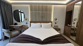 Coral Strand Smart Choice Hotel