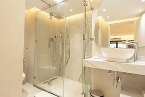 Coral Strand Smart Choice Hotel