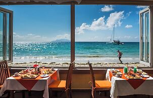 Coral Strand Smart Choice Hotel