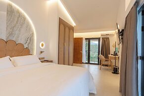 Coral Strand Smart Choice Hotel