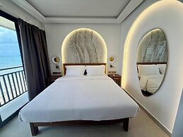 Coral Strand Smart Choice Hotel