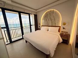 Coral Strand Smart Choice Hotel