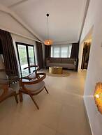 Coral Strand Smart Choice Hotel