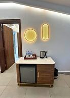 Coral Strand Smart Choice Hotel