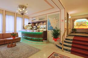 Hotel Terminus & Plaza