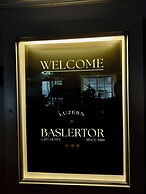 BASLERTOR Summer Pool Hotel