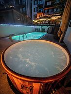 BASLERTOR Summer Pool Hotel