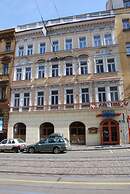 EA Hotel Tosca