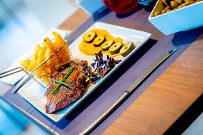 Hotel Campanile Auxerre - Monéteau