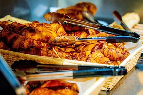 Hotel Campanile Auxerre - Monéteau