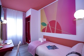 Casual Colours Barcelona Hotel