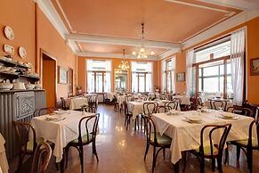 Hotel Beau Rivage